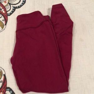 Beyond yoga crop leggings